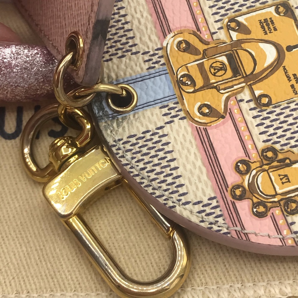 Louis Vuitton Checkered Key Holder with Gold and Red Accents - Picture 12 of 16